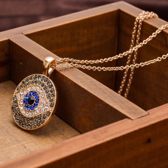 Jewelry - New! Blue Evil Eye Crystal Pendant Necklace